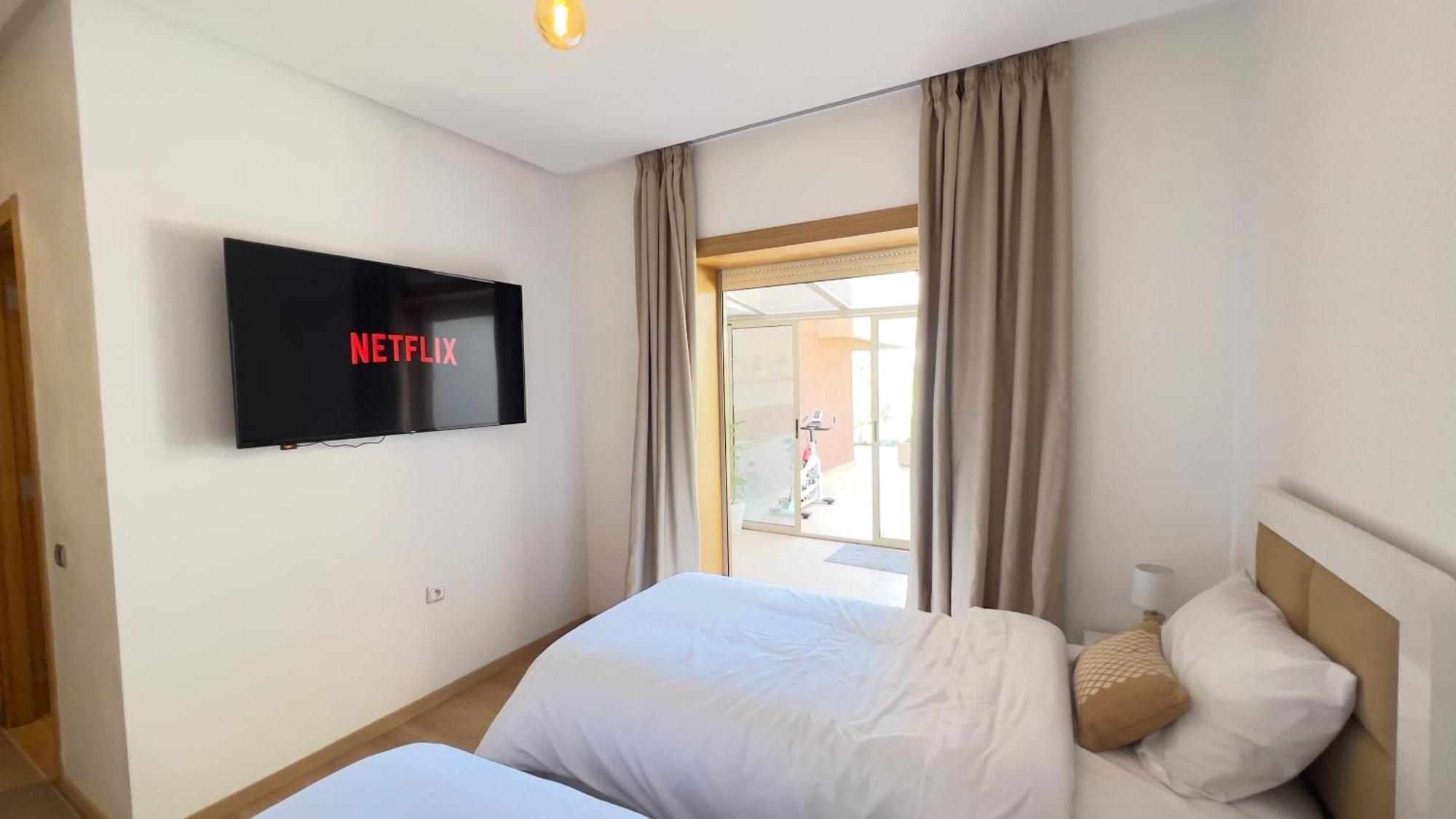 Appartement De Luxe Avec Jardin Vue Sur La Piscine Golf Securise 24H Sur 24 A 5 Minutes De L Aeroport Marrakesh Exterior photo
